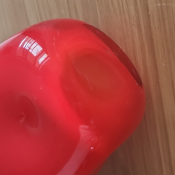 Red and Black Glass Art Vase with Bamboo Motif - Picture 4 of 4